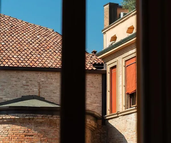 Cortevecchia 59 פררה